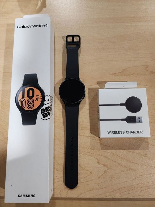 Galaxy s24, 256gb  + Galaxy Watch 4