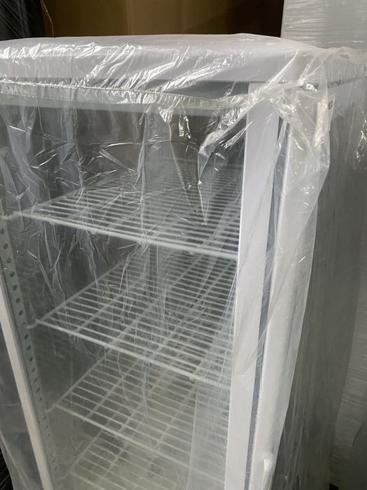 Vitrina frigorifica panoramica pentru patiserie/cofetarie/sandwich-uri