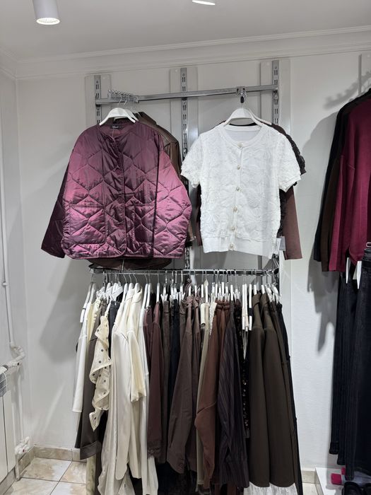 Продам мебель для магазина одежды