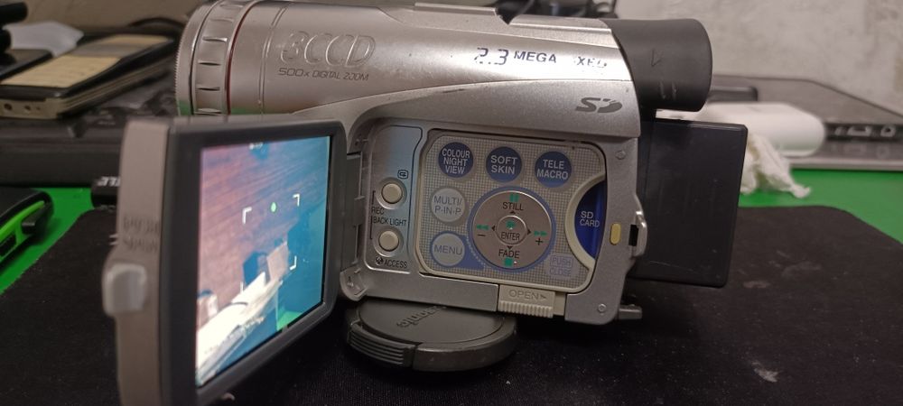 Продам видеокамера Panasonic NV-GS 200