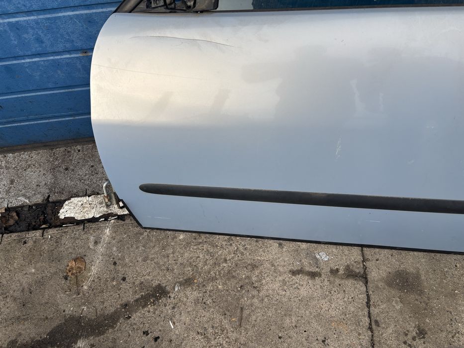 Usa Stanga Fata / Spate Seat Cordoba