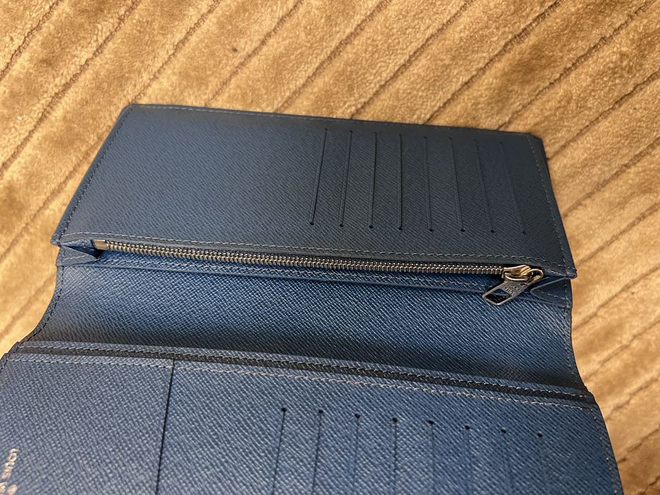 Louis Vuitton новый