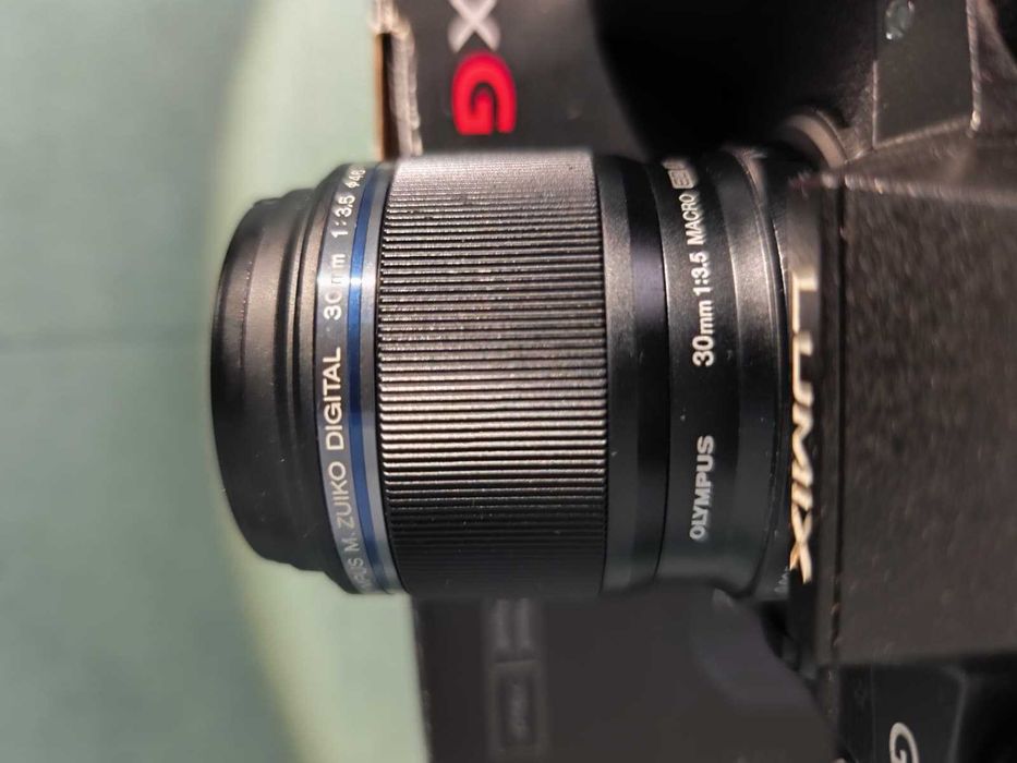 Panasonic Lumix G7 + Obiectiv Olympus 30mm f3.5 Macro | 4K | Macro