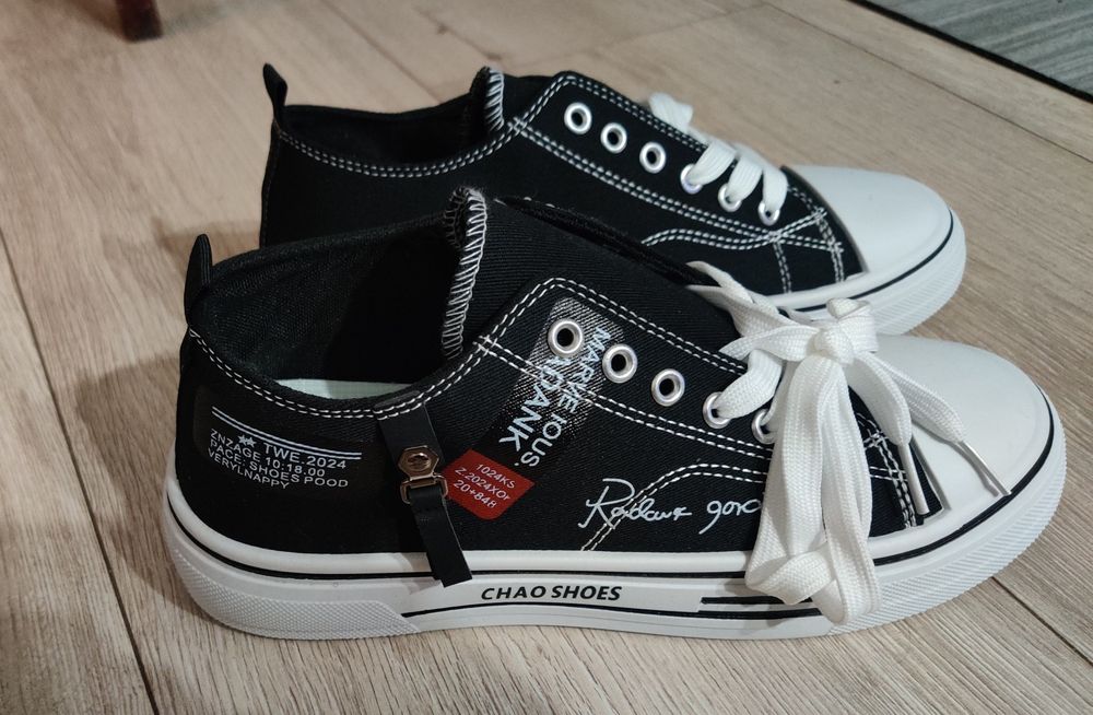 Кеды  . отличные