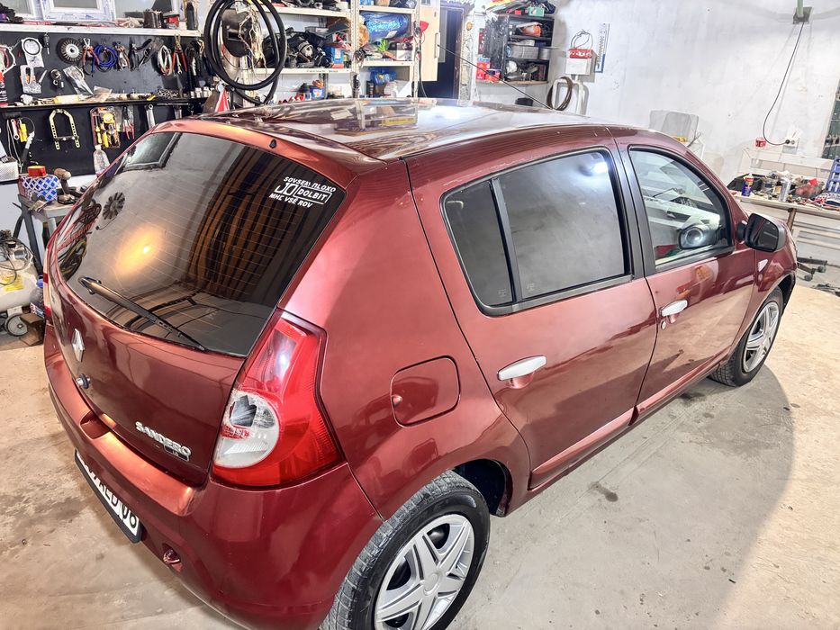 Продам машины 2011