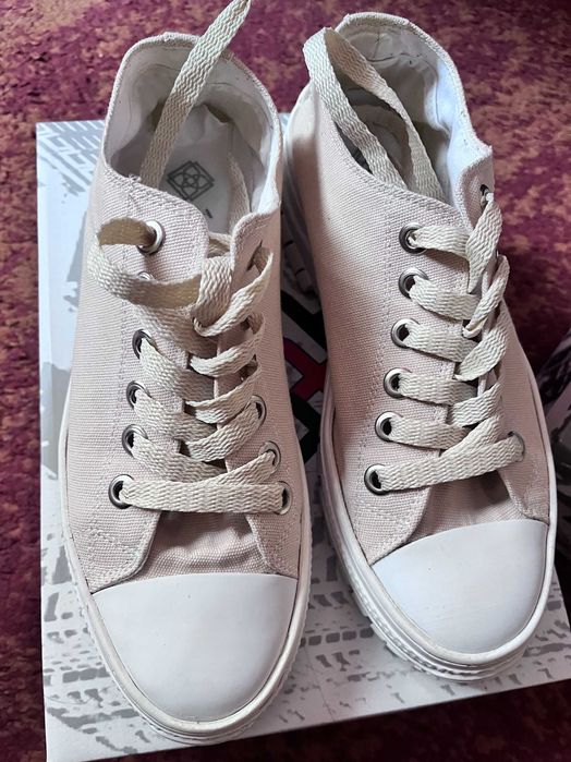 Tenisi Desa masura 39