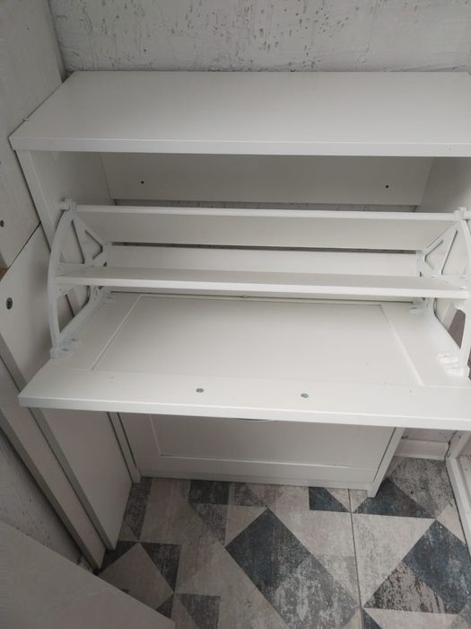 Продам обувницу IKEA