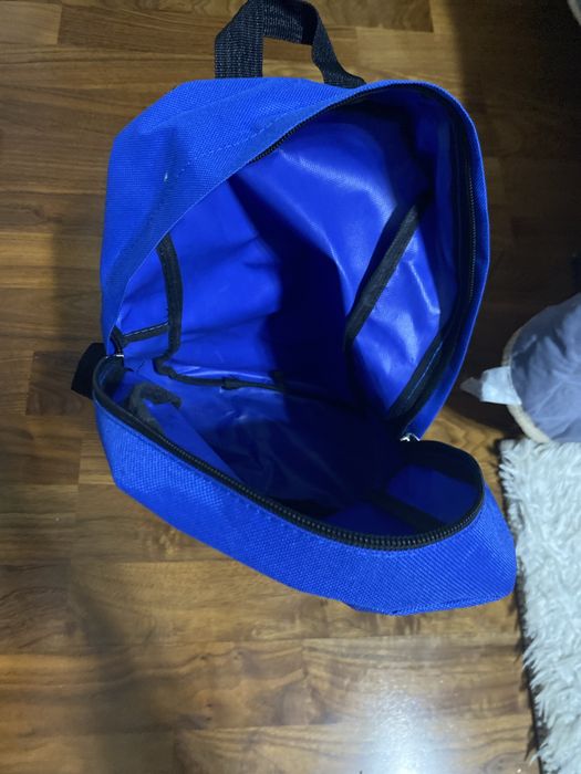Маленький синий рюкзак Қазақтелеком
