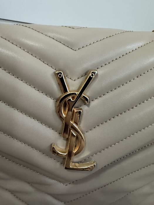 YSL бежова чанта