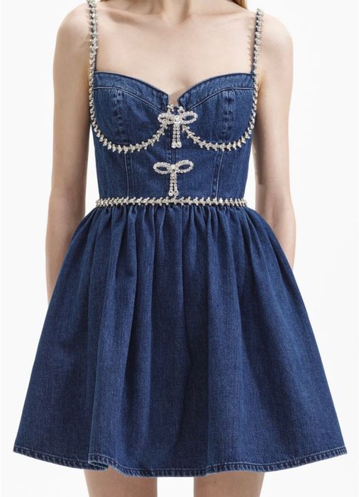 Рокля Self-partait