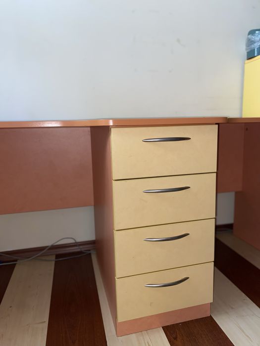 Двойно бюро за стая/офис