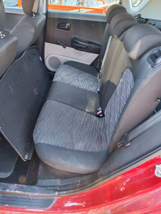 Dezmembrez kia ceed 1 6 benzină