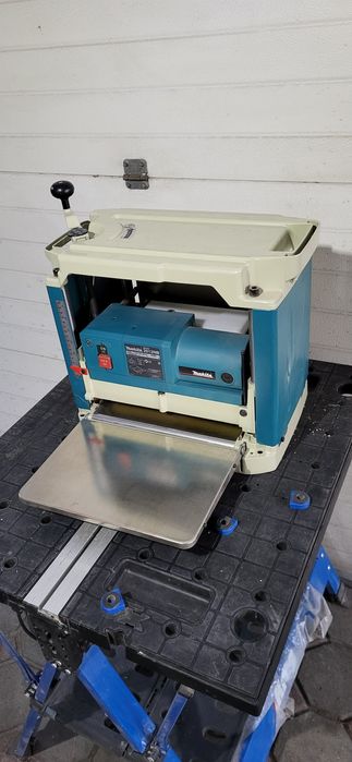 Продам рейсмус Makita 2012NB