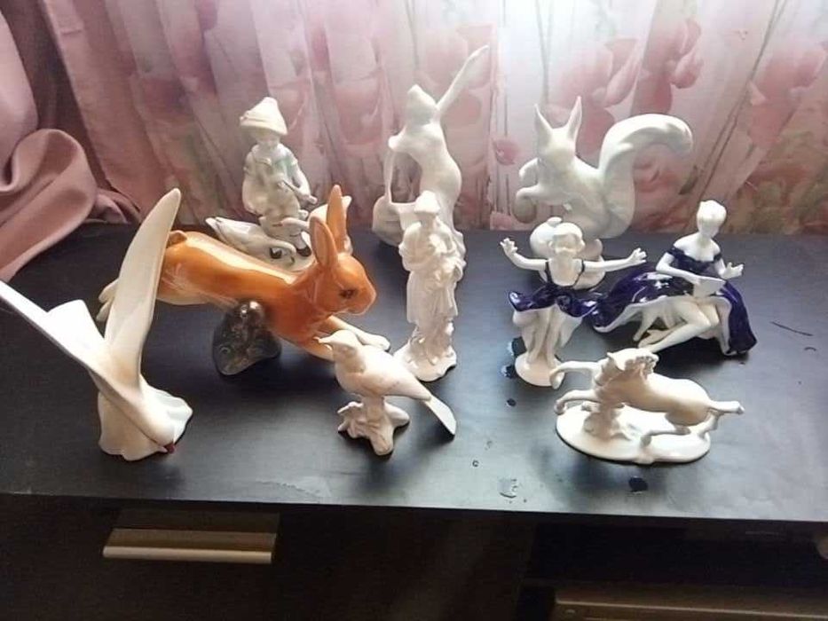 Vand Bibelouri Comuniste