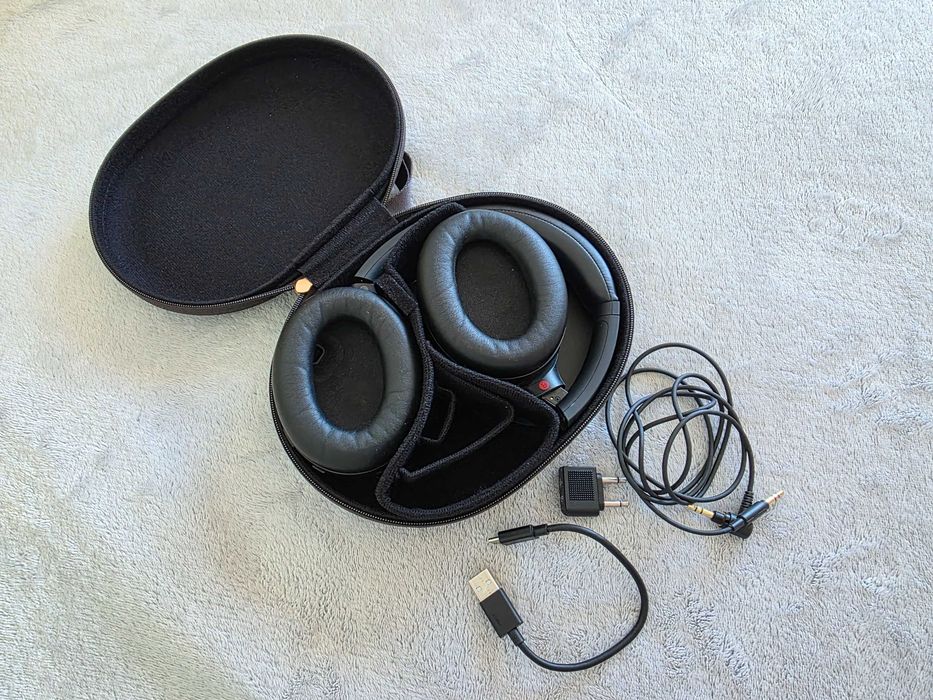 Sony WH-1000xm4 безжични слушалки