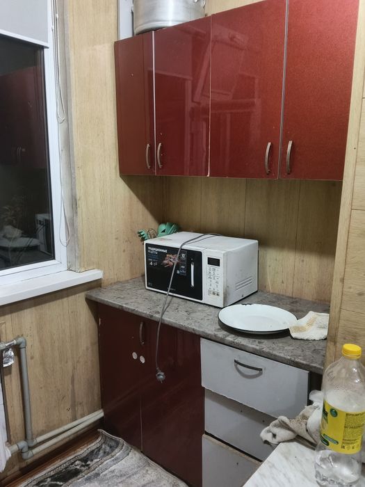 Сдается 3 х комнатная квартира массив карасу