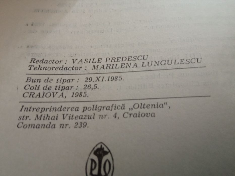 Vând cartea Tehnologia în construcția de avioane și elicoptere vol 1