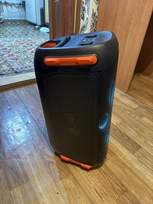 JBL PARTYBOX 110 стерео
