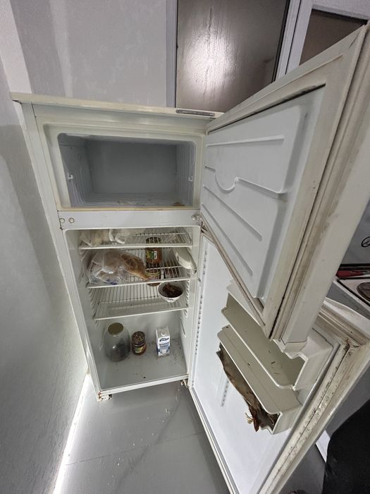 Рабочий холодильник