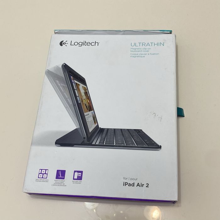 Apple iPad Air 2 (128GB) WiFi + Cellular Cadou: Tastatură Logitech Ultrathin