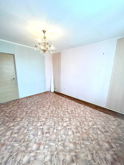 Продаётся 3 комн квартира