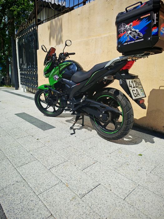 Продам мотоцикл Lifan kp200 irakez