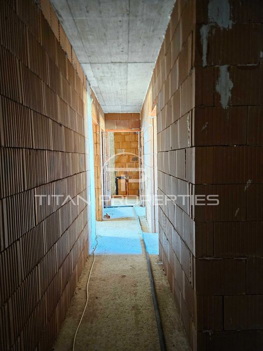 Продава се Тристаен апартамент в Пловдив, Коматево - 91 кв.м за 1455 €/кв.м - Снимка #3