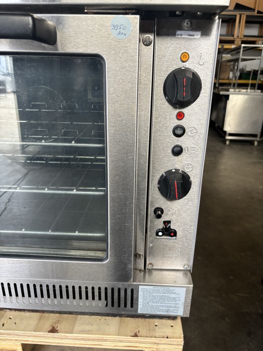 Cuptor panificatie pe gaz.