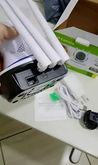 Охранителна камера с нощно виждане за домашно видеонаблюдение