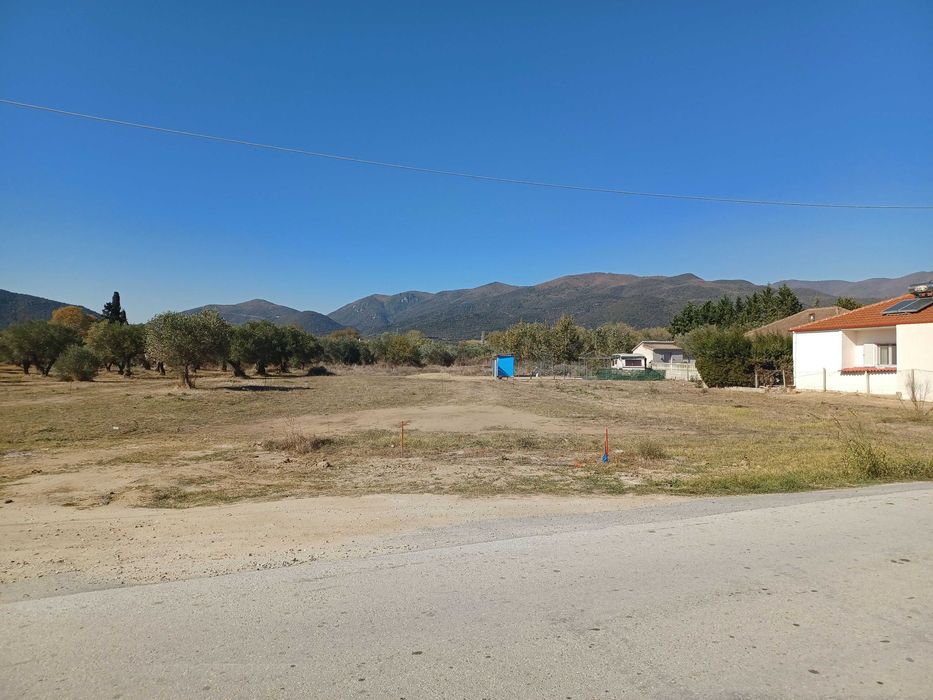 Продава парцел с площ 800 м2 в регулация в Паралия Врасна, Гърция