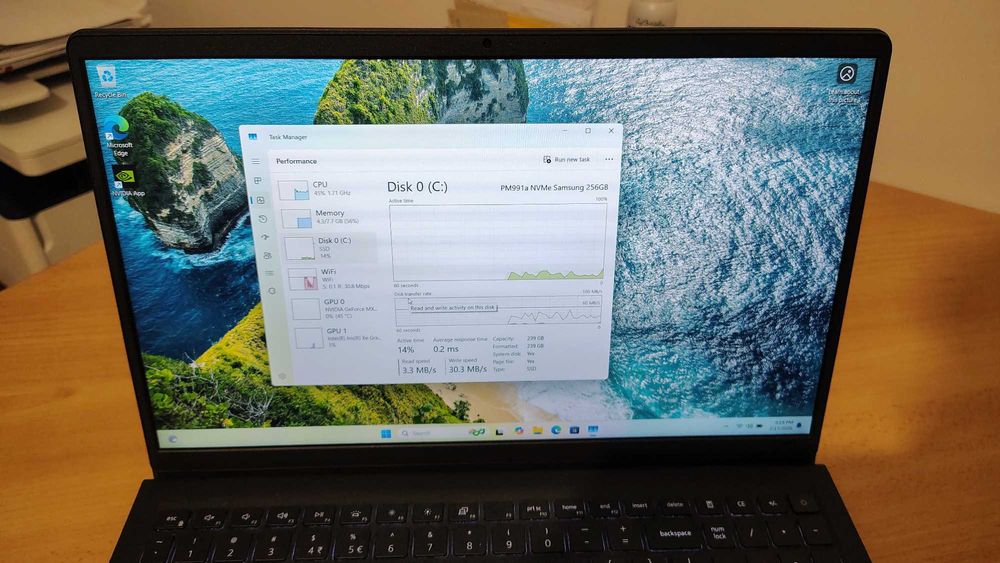 Laptop Dell - 16" - i5 1135G7 - 8GB - 256GB nVME -  MX350 - Win 11 Pro