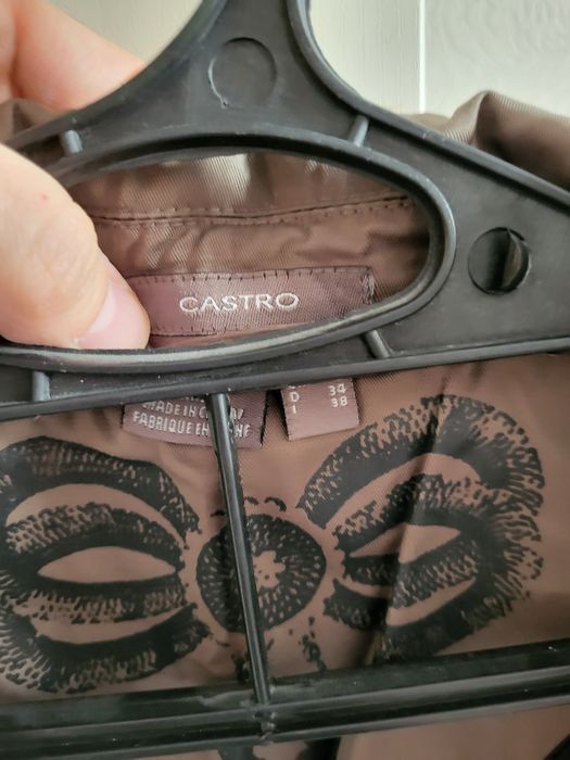 Женский пиджак, Castro