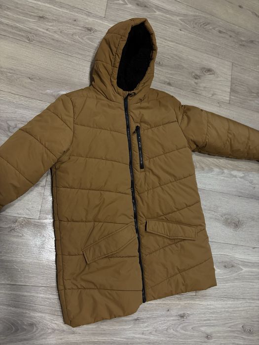 Куртка демисезонная.