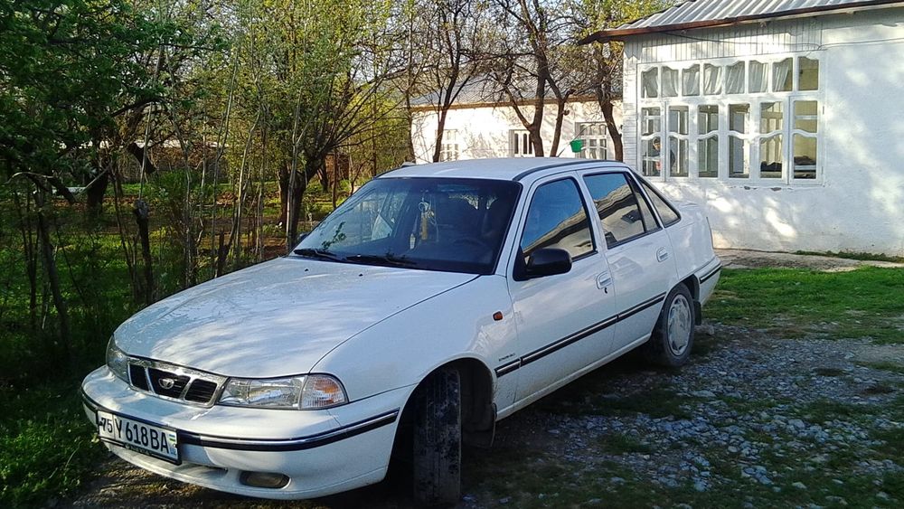 Nexia 1 dons sotiladi rangi oq