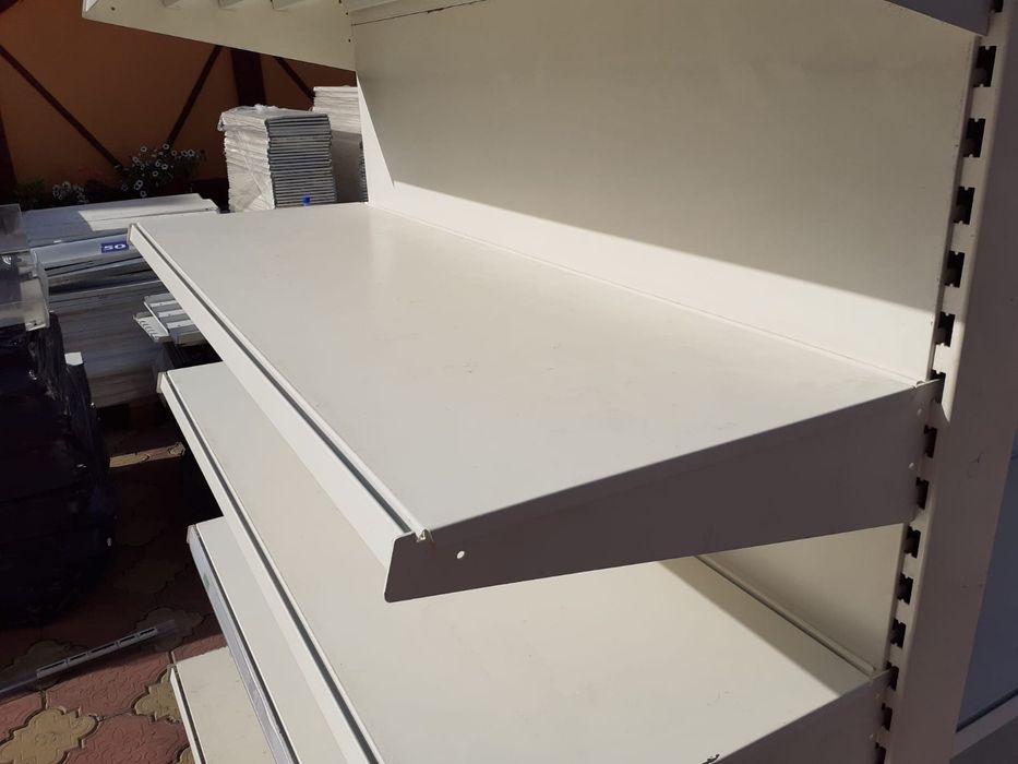 Rafturi metalice profesionale pentru magazine și supermarket