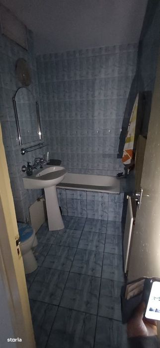 Basarab, 4 camere, decom., etaj 1