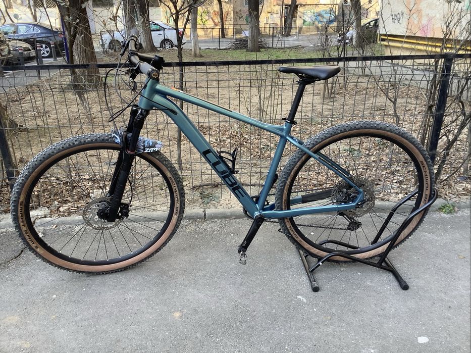 Bicicleta CUBE Attention SL, mărime L, roti 29