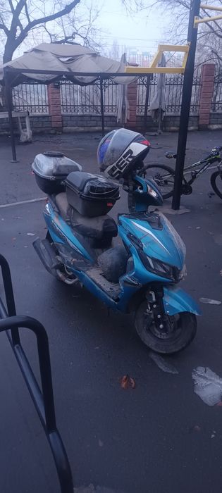 Мопед bennali 150