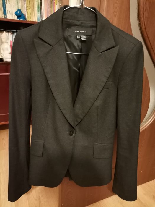 Costum Zara mărimea 38
