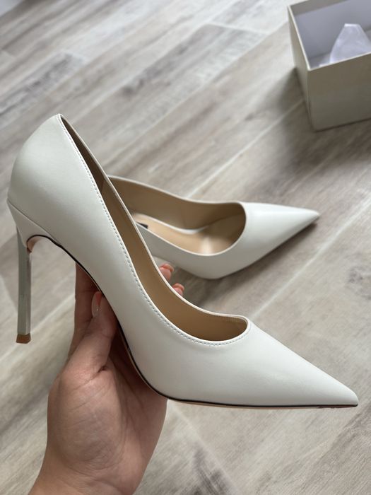 Туфли новые 39-40