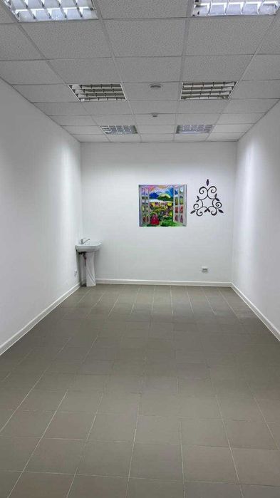 сдам в аренду коммерческое помещение