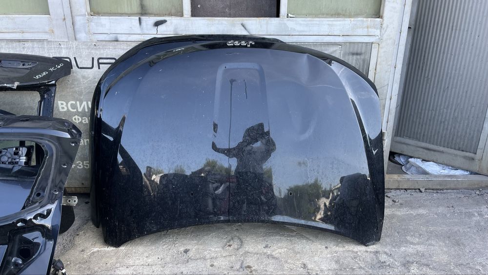 Преден капак Jeep Grand Cherokee WK2