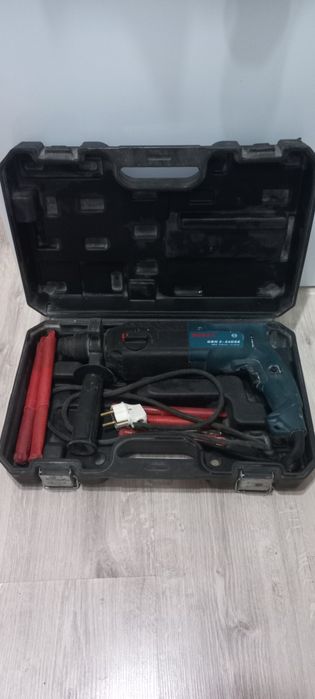 Перфератор  BOSCH .