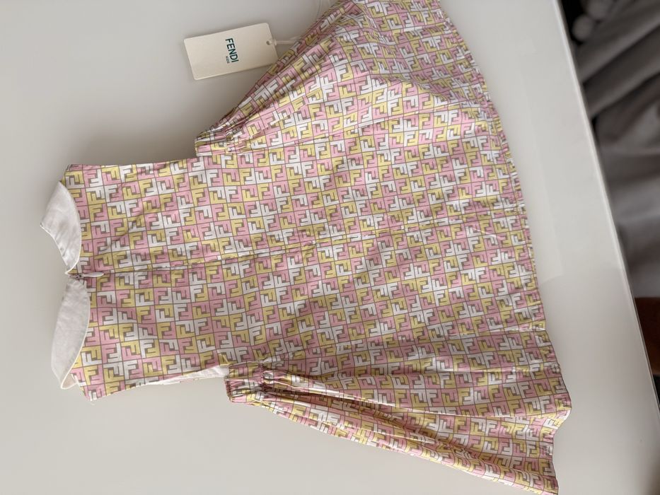 Fendi оригинална рокличка