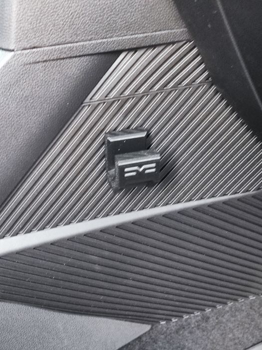 Prindere YouClip Dacia Bigster Duster  set 3 bucăți, print 3D