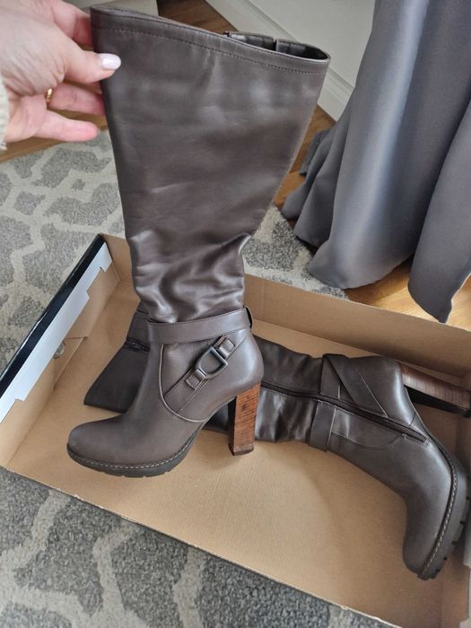 Vand cizme piele noi 37