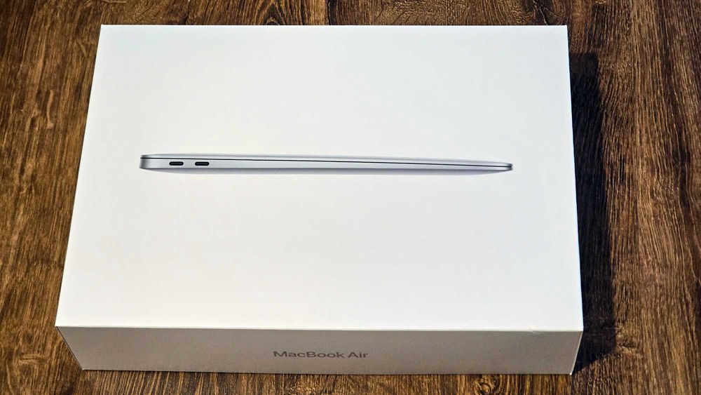 MacBook Air M1 – Отлично състояние! – 430€