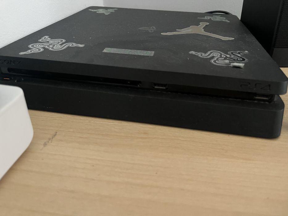 Ps4 Slim Negociabil Doar in Craiova