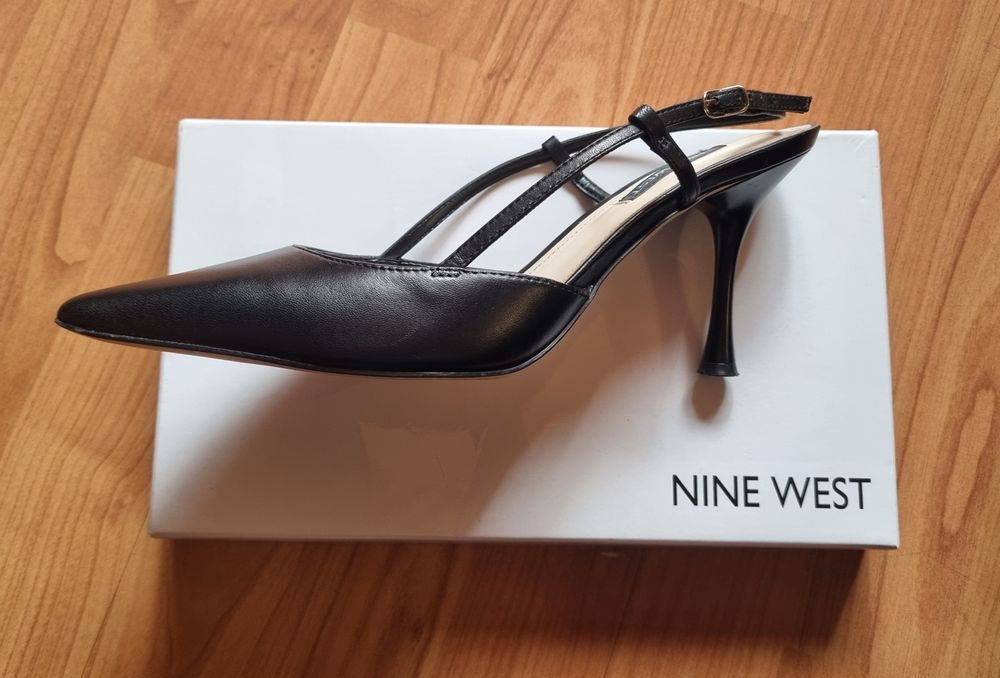 Дамски обувки с ток Nine West
