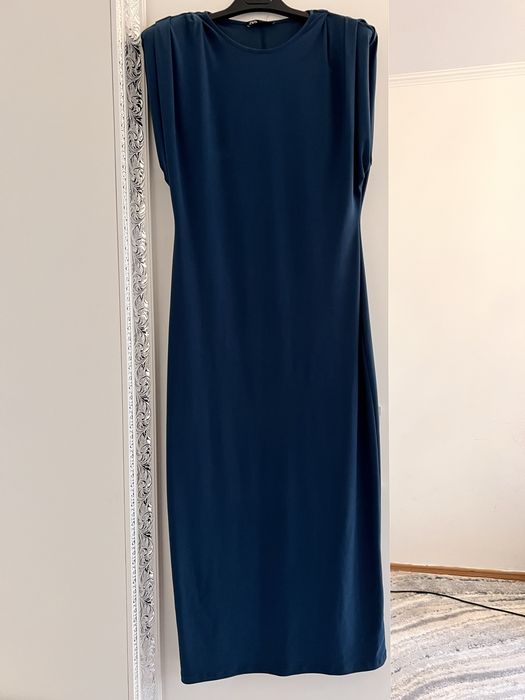 Продаю платье от zara